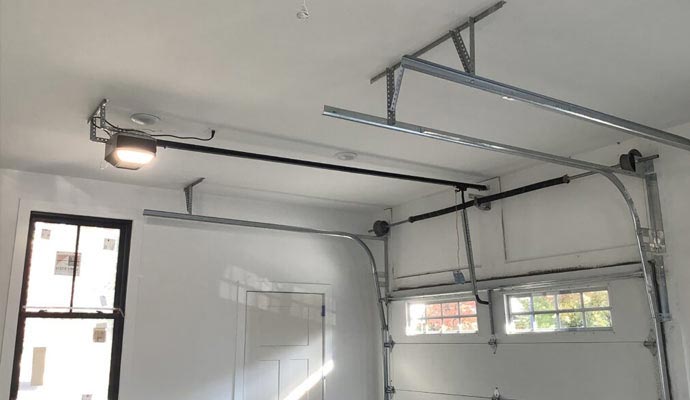 Residential garage door opener system Residential garage door opener system