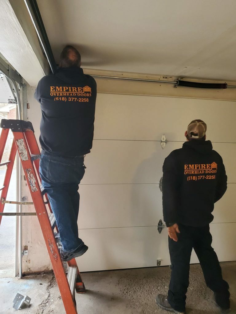 Best garage door repair and installation company near you in Perth, NY